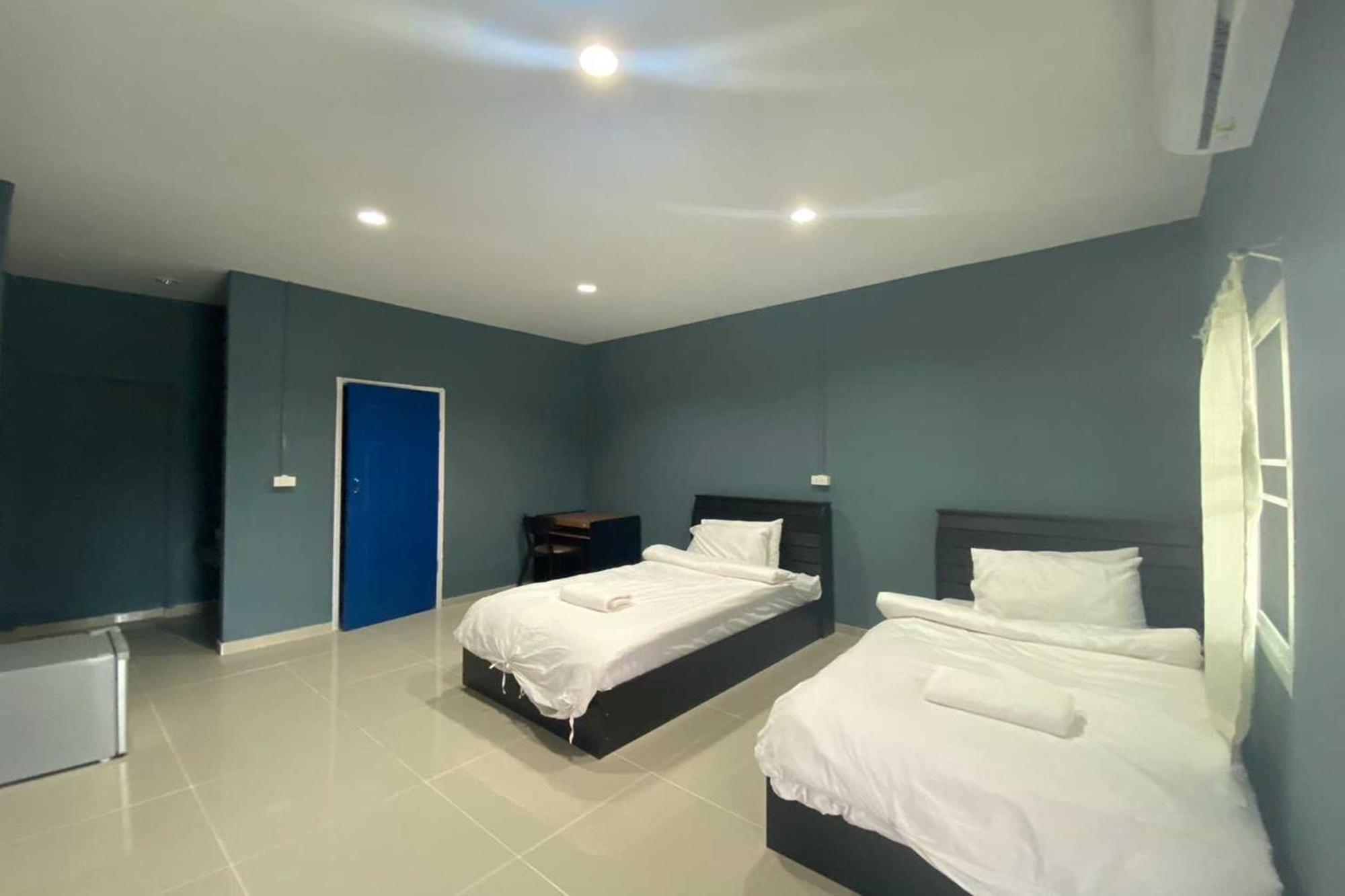Hotel Collection O To The Sea Thailand